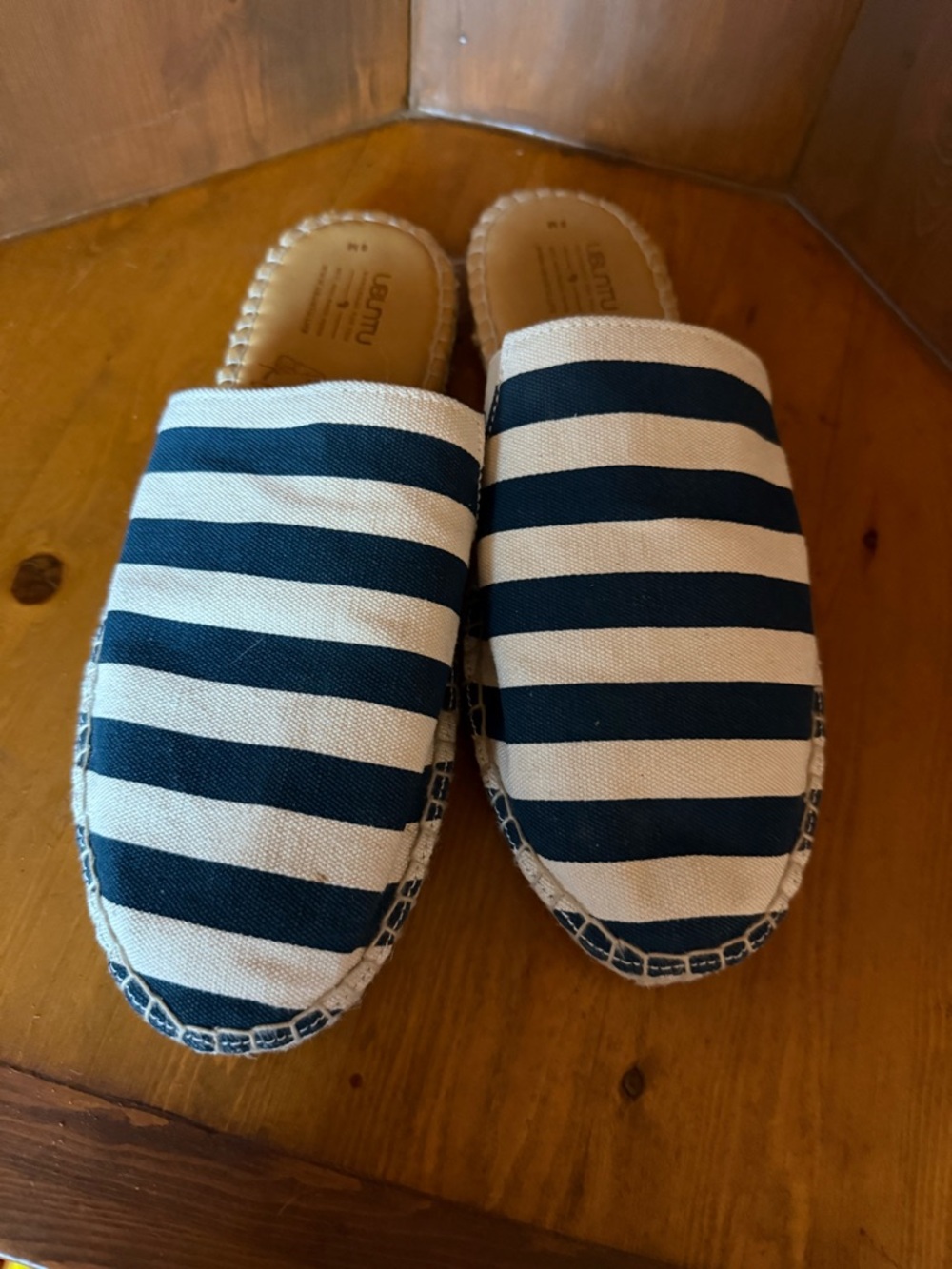 Ubuntu Life striped canvas espadrille mules.8